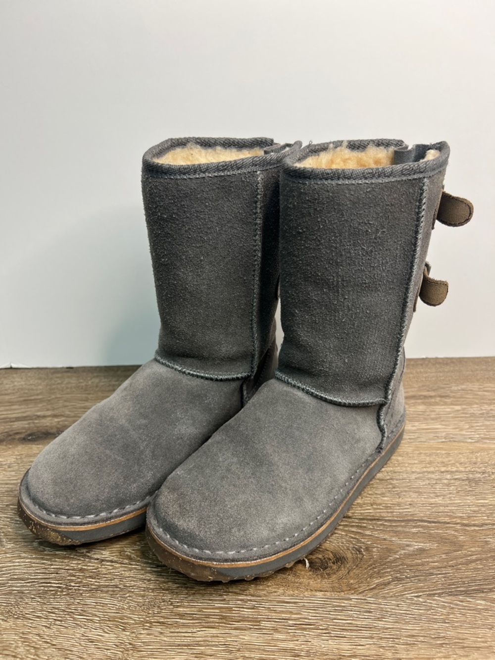 EMU Australia Darlington Sheepskin Boots Gray Suede Double Buckle Winter Boots